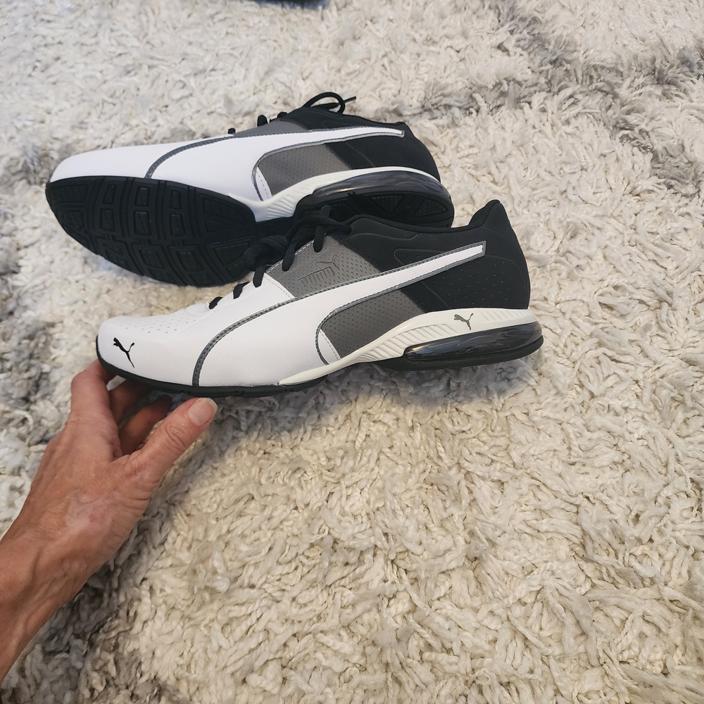 Puma Men's Black and White Athletic Shoes